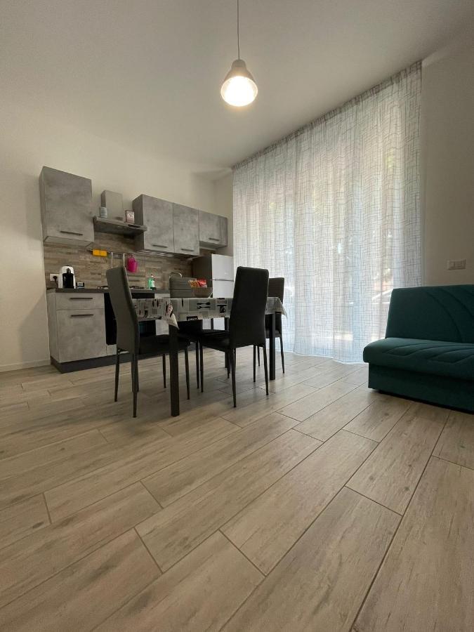 Residenza Gasparoni Di Guidi Eleonora Verona Eksteriør billede